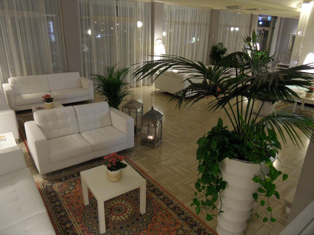Hotel Monaco - Parcheggio Incluso Min 2 Gg Морской Милан Экстерьер фото